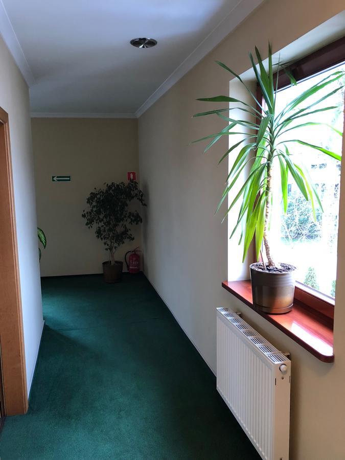 Hotel Malwa オストルフ・ビエルコポルスキ エクステリア 写真