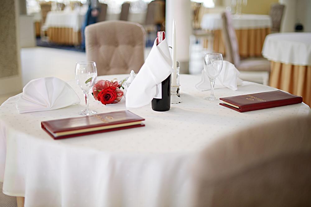 Hotel Malwa オストルフ・ビエルコポルスキ エクステリア 写真